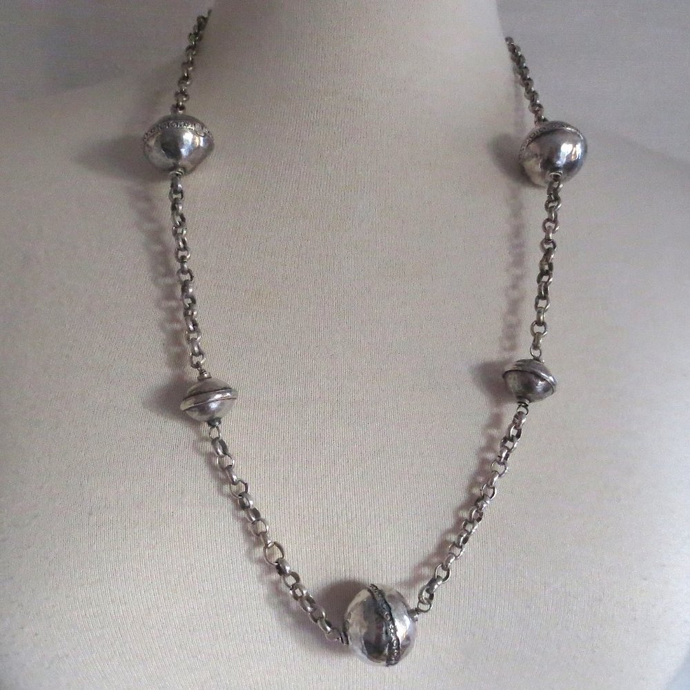 Long Vintage Large Round Oval Bead Bohemian Silver Necklace - Picture 5 of 5